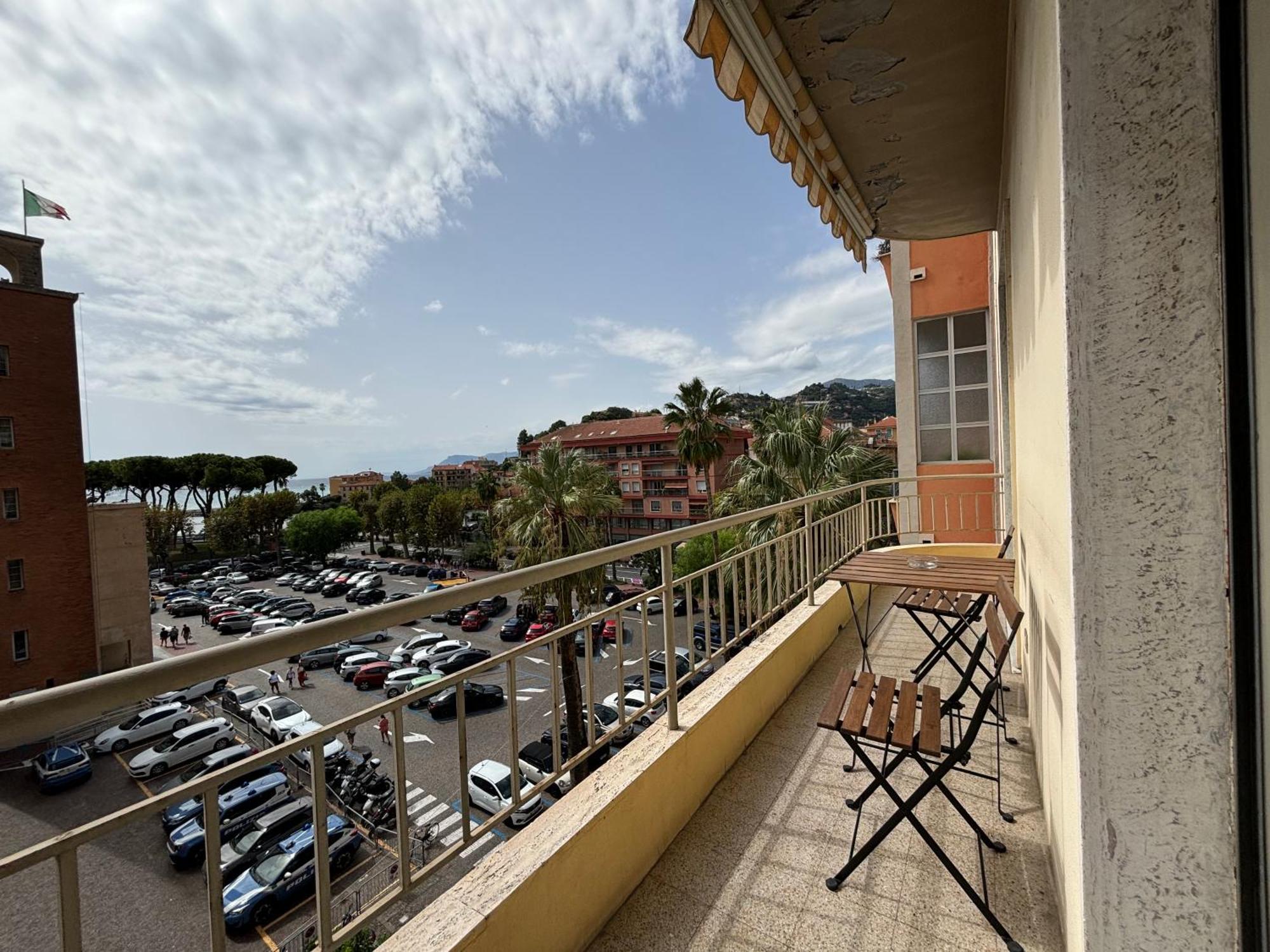 文蒂米利亚Casa Cele Centro Citta Vista Mare公寓 外观 照片